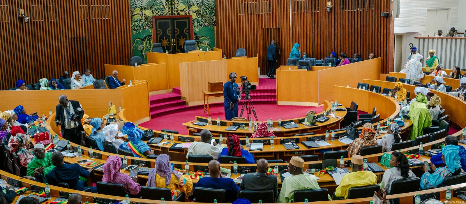 Sénégal : les nouveaux députés de l'Assemblée nationale seront installés lundi (décret)