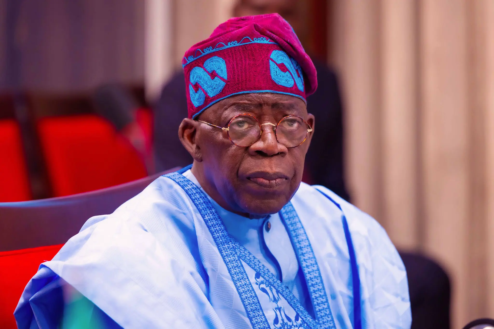 AES vs CEDEAO : Le président Bola Tinubu met de l'eau dans son vin