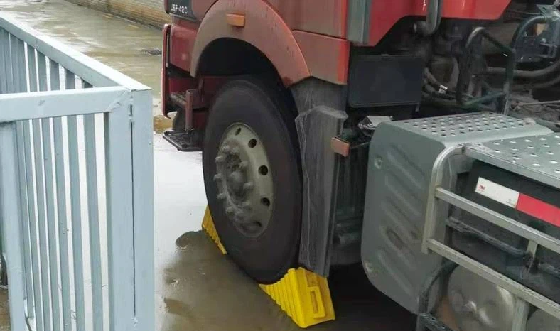 Un camion renversé perturbe fortement la circulation au nord d’Atakpamé