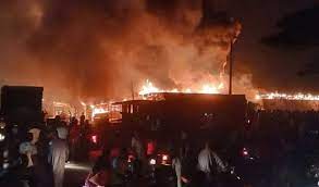 Togo : Les images touchantes du marché d’Assiyéyé d'Adidogomé après l'incendie