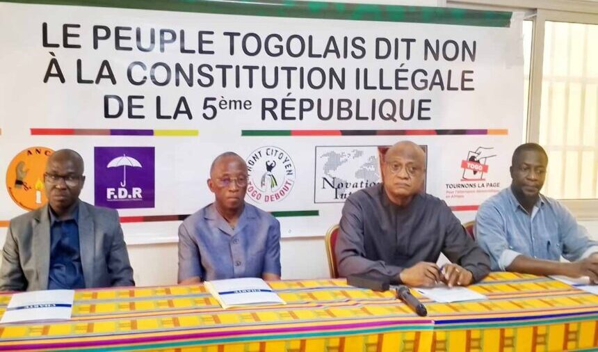 Une coalition constituée pour contester la Constitution