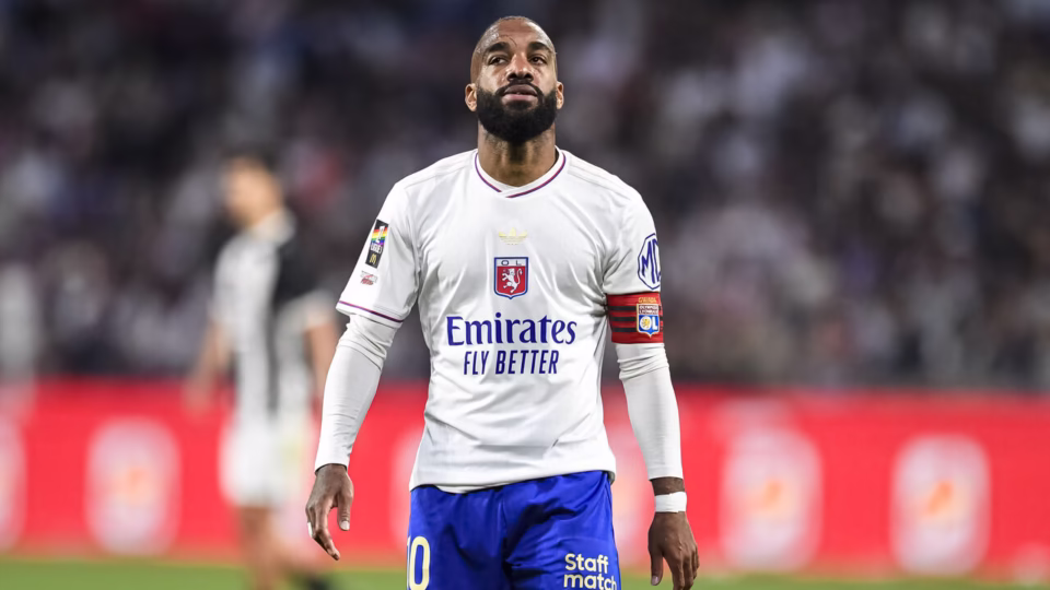 La maison de Lacazette cambriolée pendant son dernier match