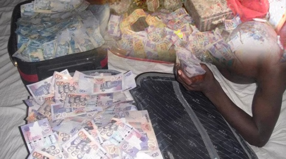 « J'ai fait des rituels d'argent, mais je ne peux pas dépenser plus de 30 GH₵ par jour » - Un garçon de Sakawa fond en larmes