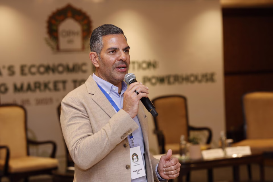 Le milliardaire indien Sunjay Kapur meurt après avoir été piqué par une simple abeille