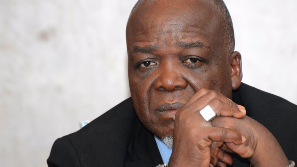 Manifestations au Togo : Le ministre Pacôme Adjourouvi dénonce une “fausse crise” orchestrée de l’extérieur