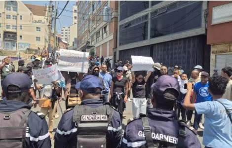 Madagascar : les jeunes manifestants réclament la démission du président Rajoelina