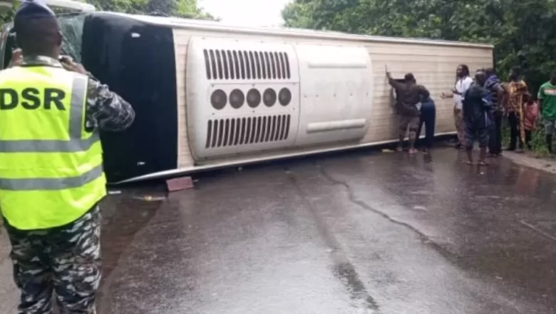 Accident grave : Un bus parti du Niger se renverse au Togo : le bilan est lourd à Barkoissi !
